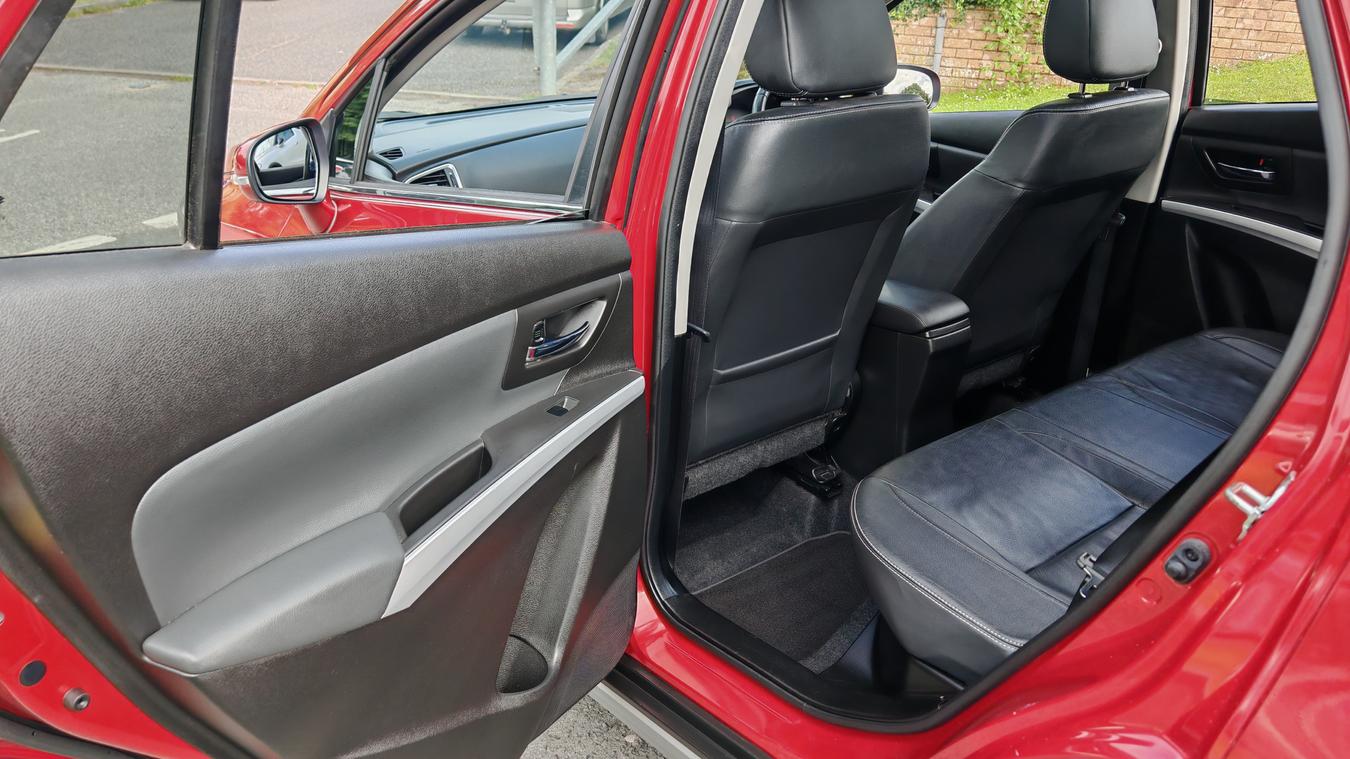 Used Suzuki SX4 S-Cross KL19KWX 20