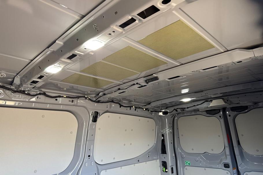 Used Ford CUSTOM CUSTOMPHEV17 16
