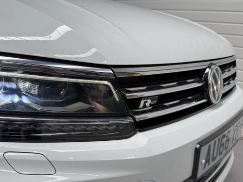 Volkswagen Tiguan Photo c1e38d4a-6919-4d0a-b3bd-5abb9185622e.jpeg