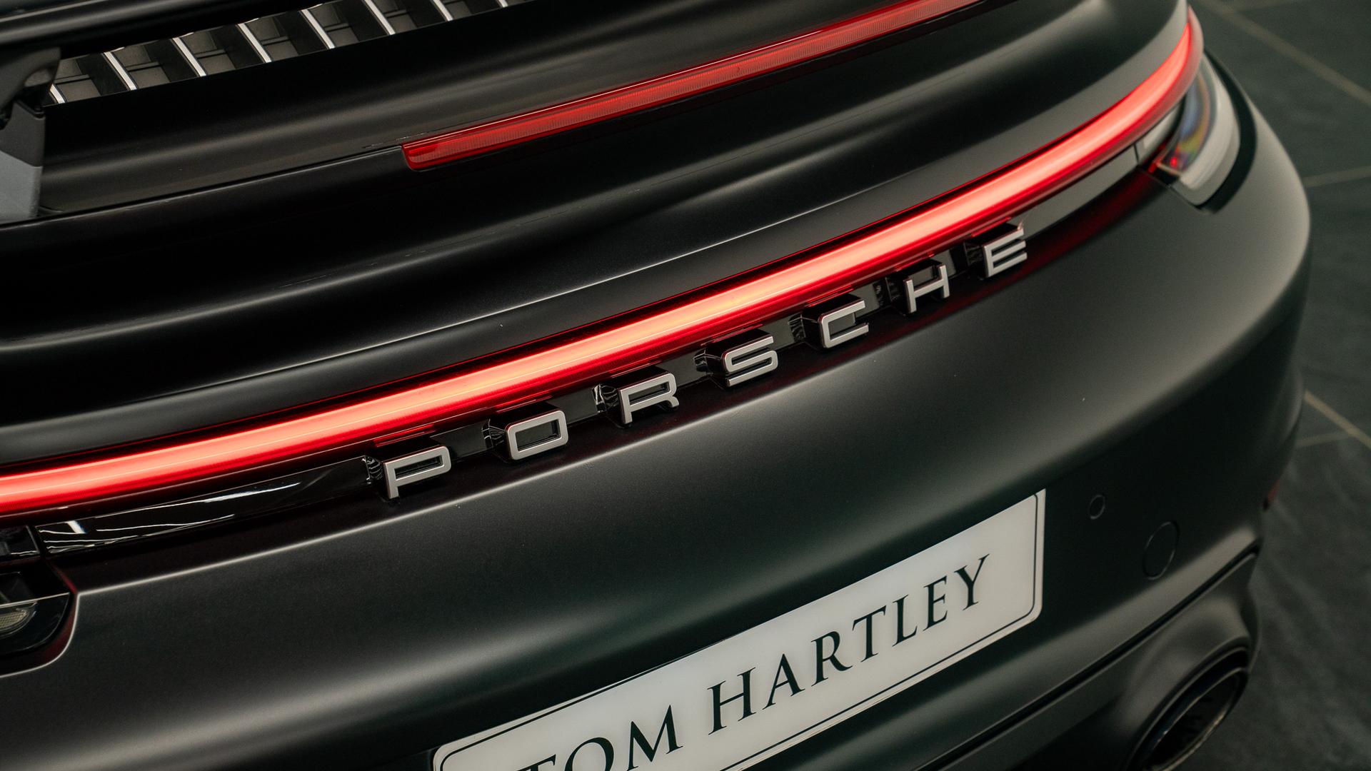 Porsche 911 Photo c20be361-4bbd-48f1-ac43-ed3a46e4de71.jpg