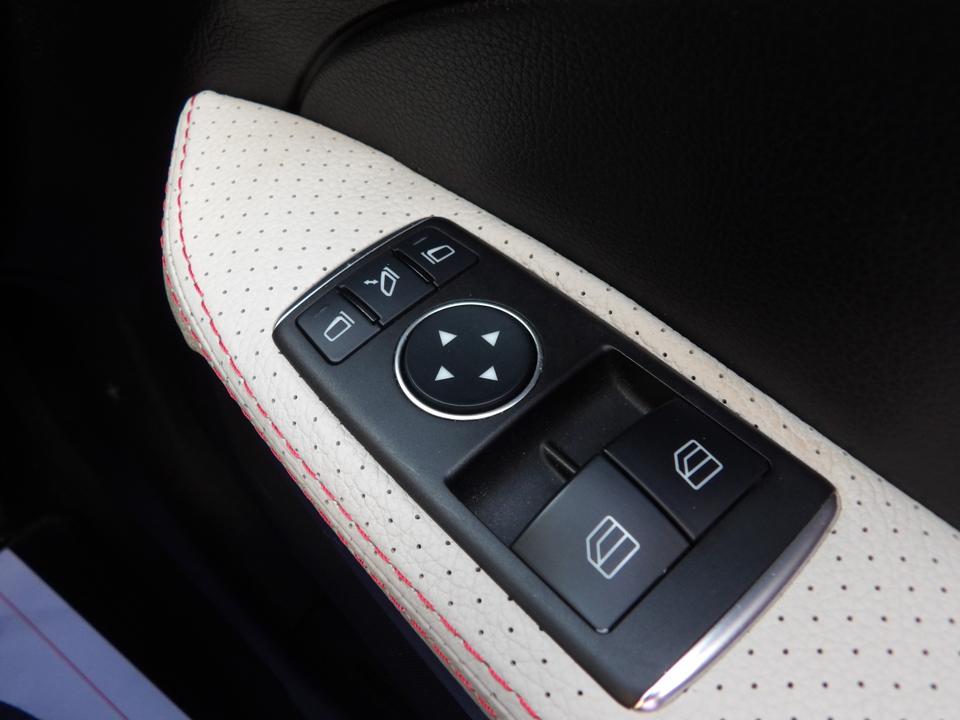 Used Mercedes-Benz SLK VU16VSZ 26