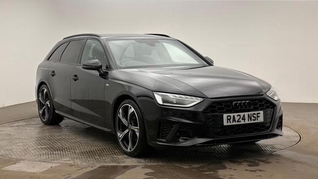 AUDI A4 Avant Photo 1