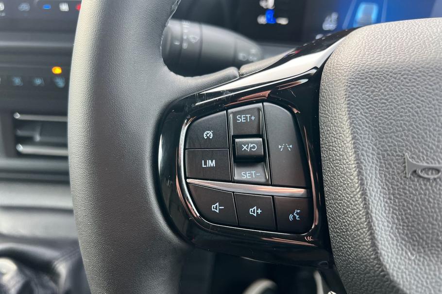 Used Ford TRANSIT CUSTOM NEWCUSTOM20 22