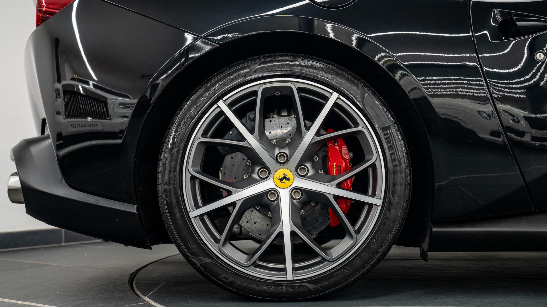 Ferrari Portofino Photo c26295f0-da2e-4844-8da0-5701d7471638.jpg