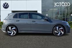 Volkswagen Golf Photo 4
