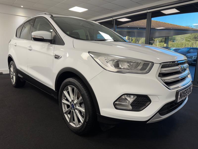 Ford Kuga Photo c2801d96-daf1-4321-8cb5-8b02ab59216e.jpg