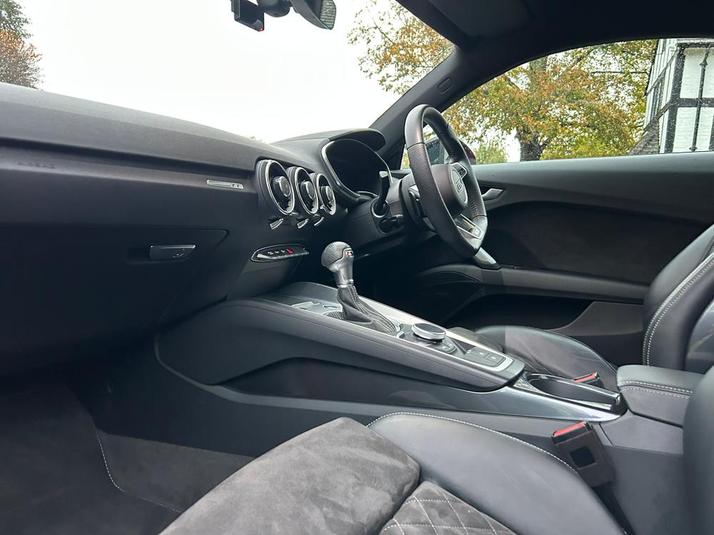 Used Audi TT GL73UVY 27