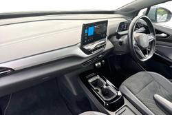 Volkswagen ID.4 Photo 2