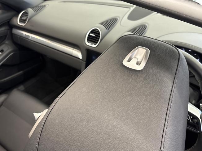 PORSCHE 718 Boxster Photo 54
