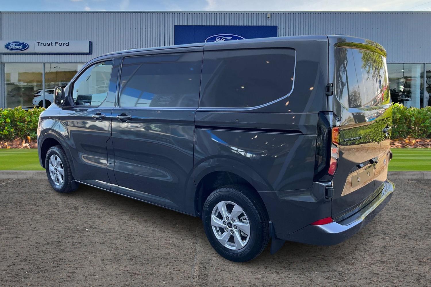 Ford TRANSIT CUSTOM Photo 1