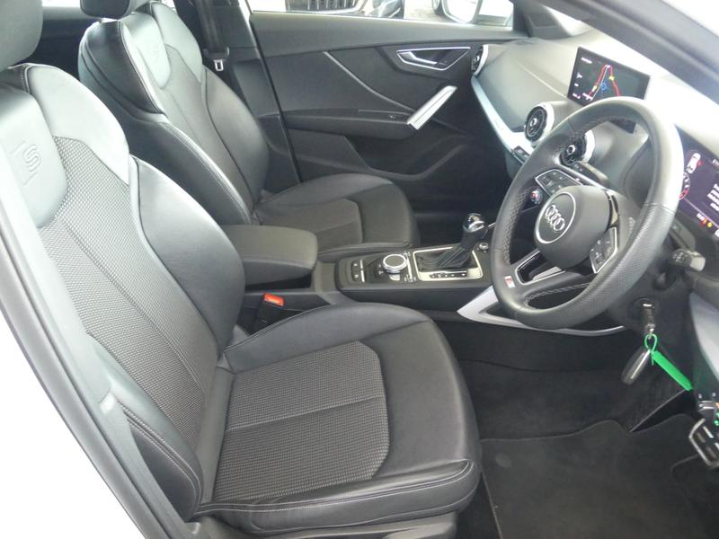 Audi Q2 Photo c2c7e02c-ebec-4f1f-9c7e-1709ae5d3d43.jpg