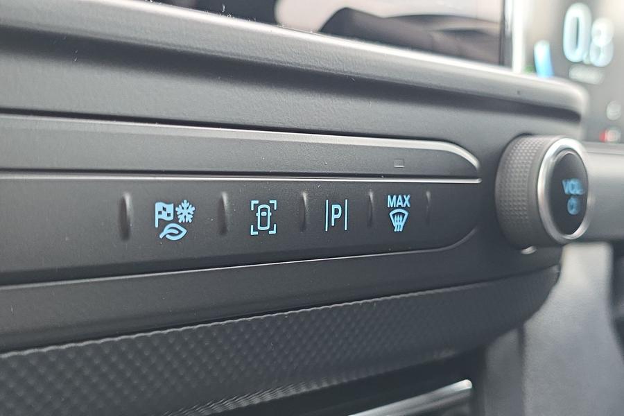 Ford TRANSIT CUSTOM Photo c2d00c09-a6bd-4401-8b1c-18e838fed8be.jpg
