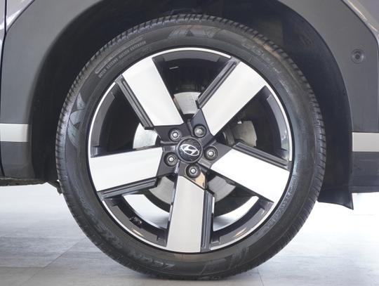 Hyundai Santa Fe Photo c2d59ec1-e074-4ed7-88fc-384163986026.jpg