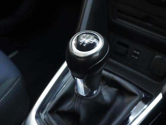 Mazda 2 Photo c2e339dd-0715-46c0-b4a6-513380d9c3ac.jpg