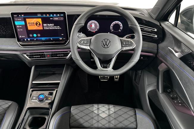 VOLKSWAGEN Tiguan Photo 11
