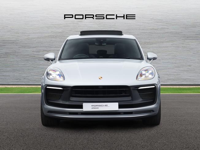 PORSCHE Macan Photo 5