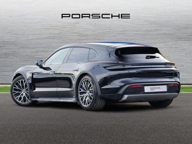 PORSCHE Taycan Photo 2