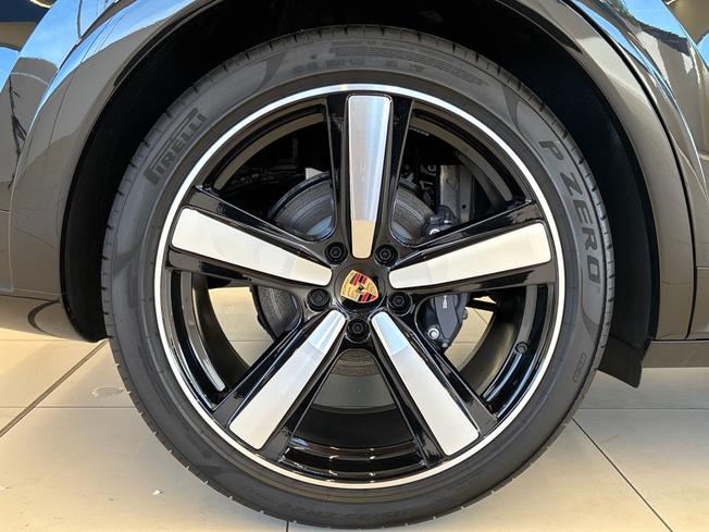 PORSCHE Cayenne Photo 12