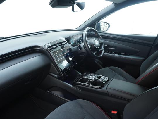 Hyundai TUCSON Photo c30b517e-6f0d-4221-8153-c19b441b6a31.jpg