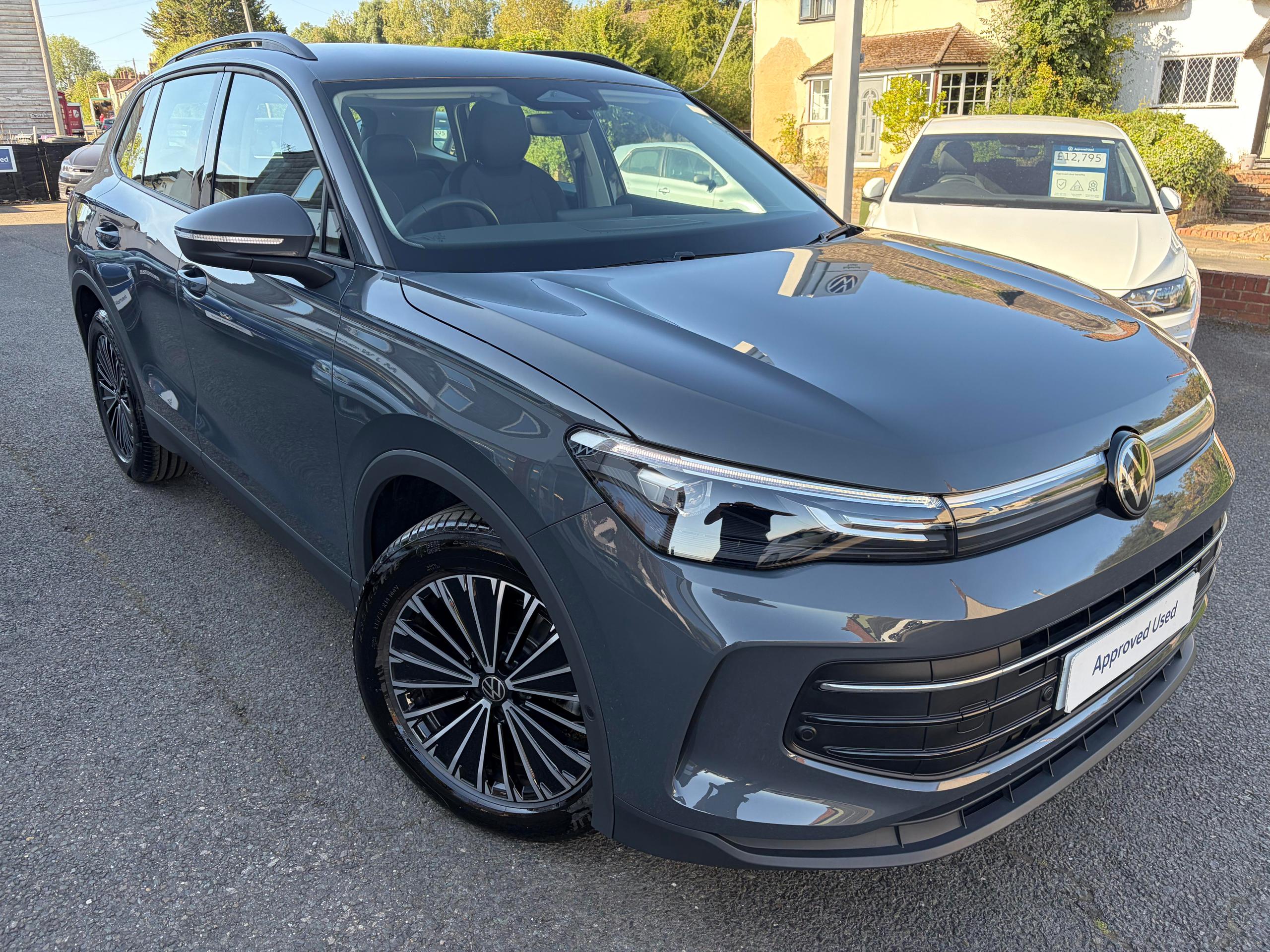 2024 VOLKSWAGEN TIGUAN