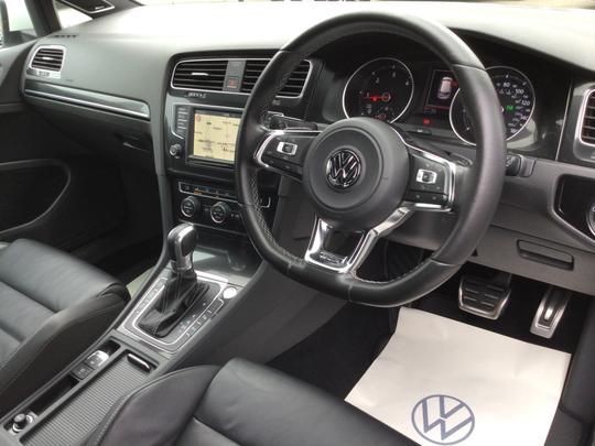 Volkswagen Golf Photo c349efdb-d3ae-4af7-b48d-62c51950f724.jpg