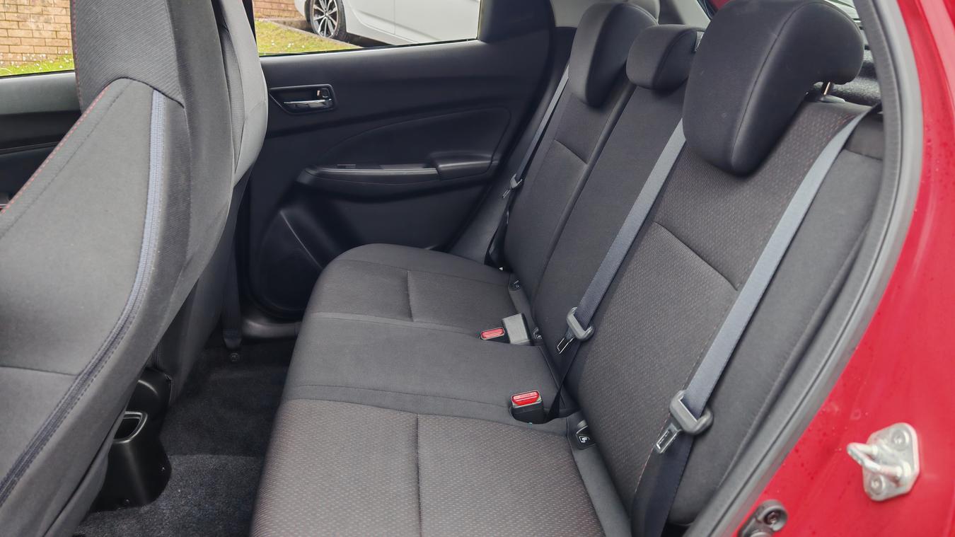 Used Suzuki Swift KX70OYJ 17