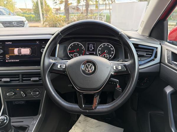 Volkswagen Polo Photo 18