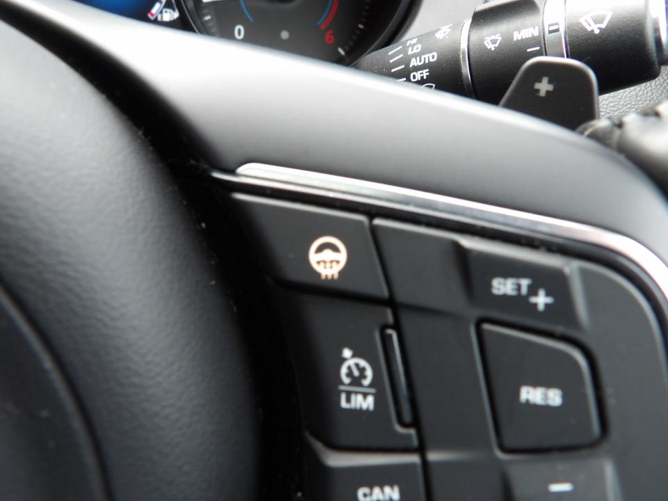 Used Jaguar XE GK17GKF 25