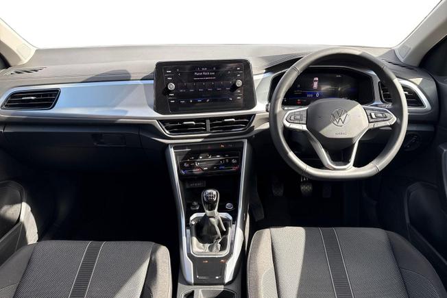 Volkswagen T-Roc Photo 37