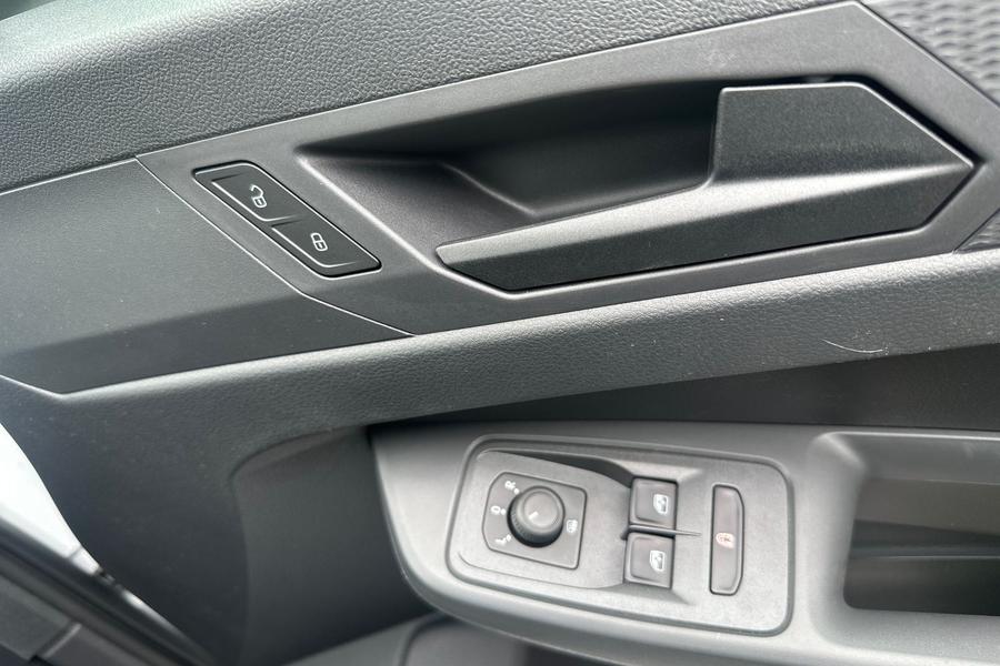 Ford TRANSIT CONNECT Photo c390e254-b3ed-4d33-979e-d34afc832b56.jpg