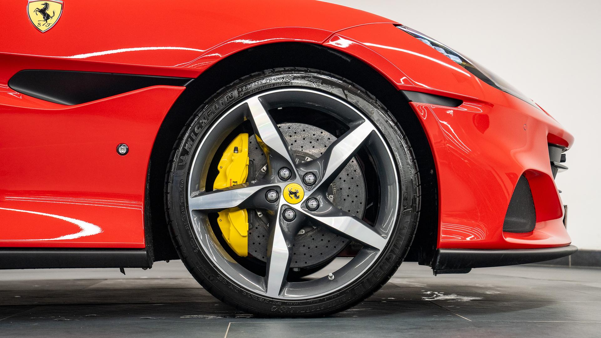Ferrari Portofino Photo c3a28fe6-31e2-4f0d-a245-1536bd6bf6a7.jpg