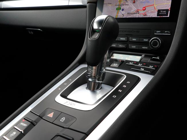 PORSCHE Cayman Photo 8