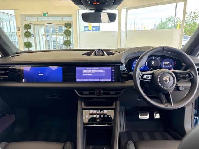 Porsche Macan Photo 27