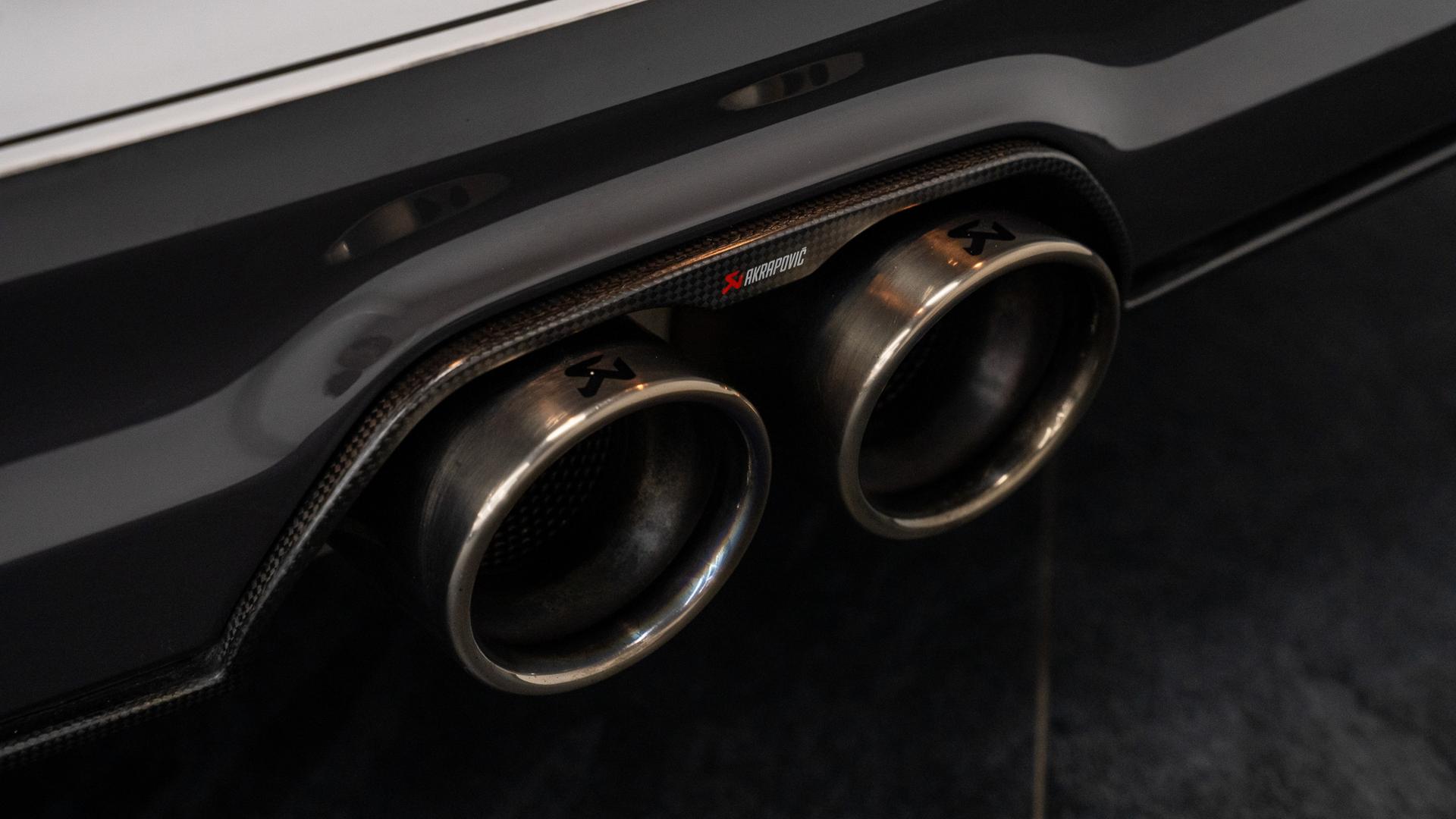 Porsche 911 Photo c3b394ae-d531-4abc-acb6-000c3f836e82.jpg