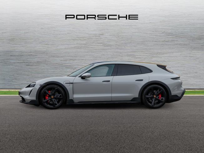 PORSCHE Taycan Photo 5