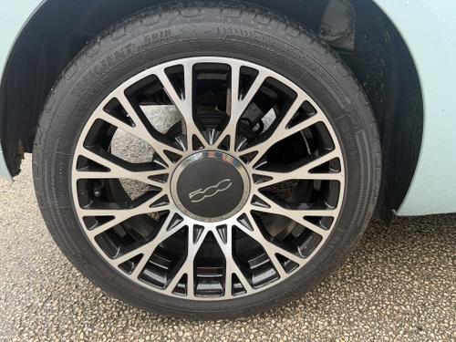 Fiat 500 Photo c3ce0680-ff07-4bc0-9ec0-1528b0b10aa0.jpeg