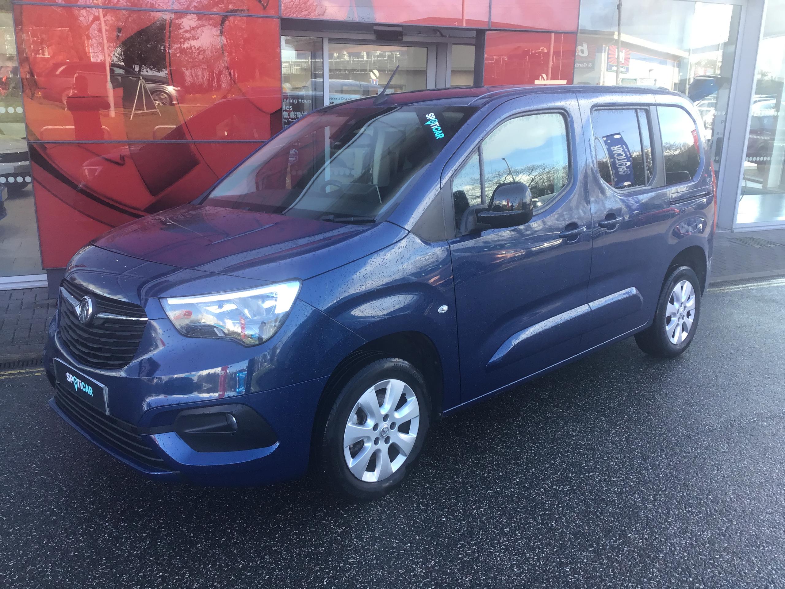 Vauxhall Combo Life Photo 2