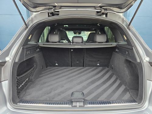 Mercedes-Benz GLC Photo c3fddfef-cfc1-4c32-bc7d-7f6683d50b06.jpg
