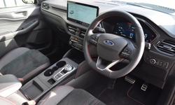 Ford KUGA Photo 2