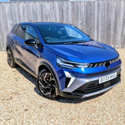 Used 2025 Renault Symbioz 1.6 E-TECH iconic esprit Alpine SUV 5dr Petrol Hybrid Auto Euro 6 (s/s) (145 ps) at Harwoods Garage