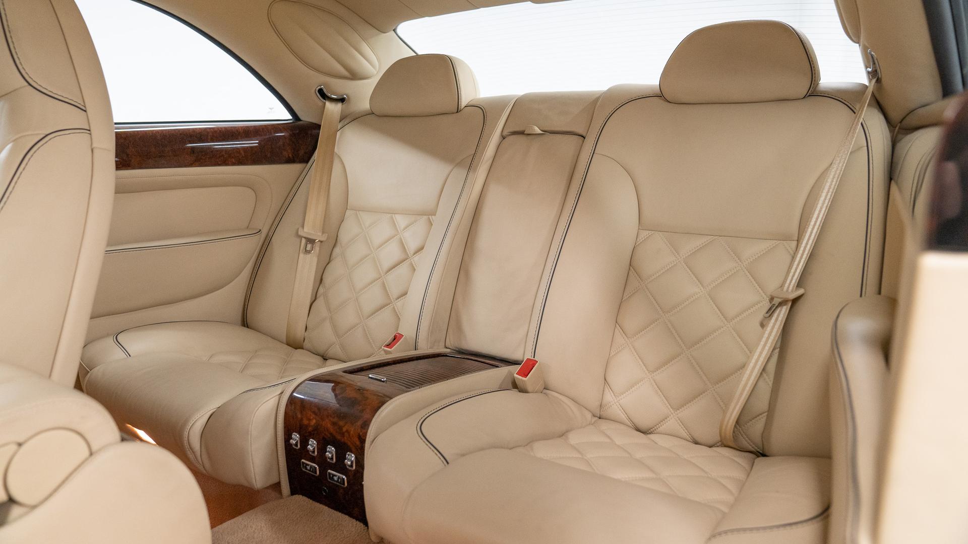 Bentley Brooklands Photo c41ad11e-0197-4115-88a4-7b7088a85615.jpg