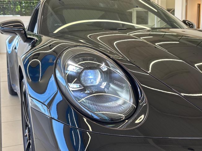 PORSCHE 911 Photo 21