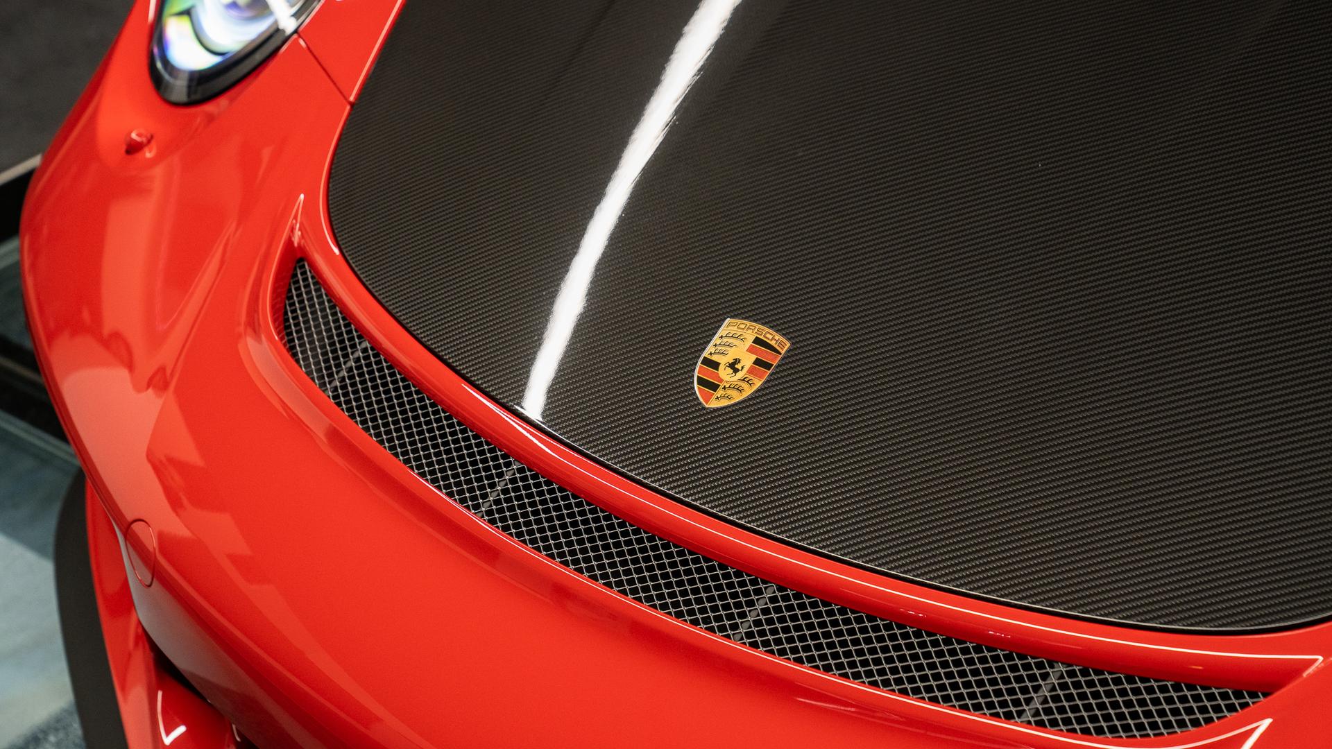 Porsche 911 Photo c439a29b-6d04-440f-a4de-677ef8062689.jpg