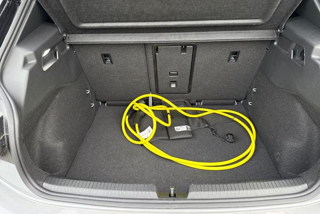 VOLKSWAGEN ID.3 Photo 10