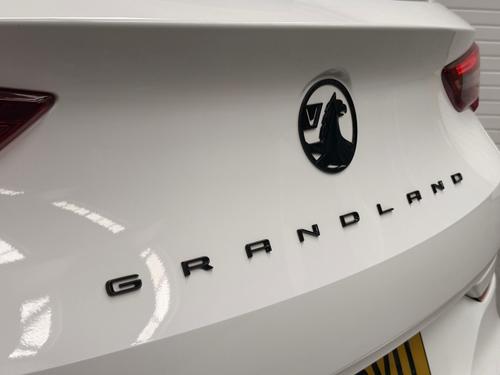 Vauxhall Grandland Photo c4423967-9de4-438f-947e-fa052965077b.jpeg