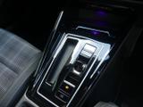 Volkswagen Golf Photo 27