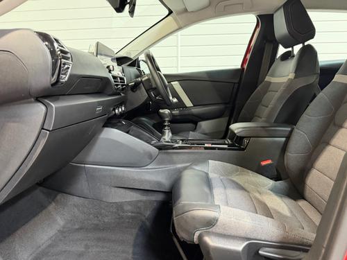 Citroen C4 Photo c44c6ed6-f4a9-4283-b912-91c940842973.jpeg
