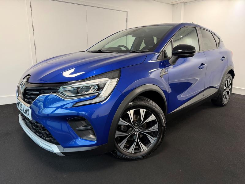 Renault Captur Photo c44c7b13-4ca1-4564-898c-819ef0fc81cc.jpg