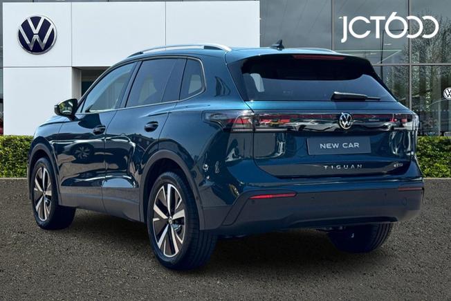 VOLKSWAGEN Tiguan Photo 3