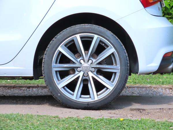 Used Audi A1 GF67PMX 8